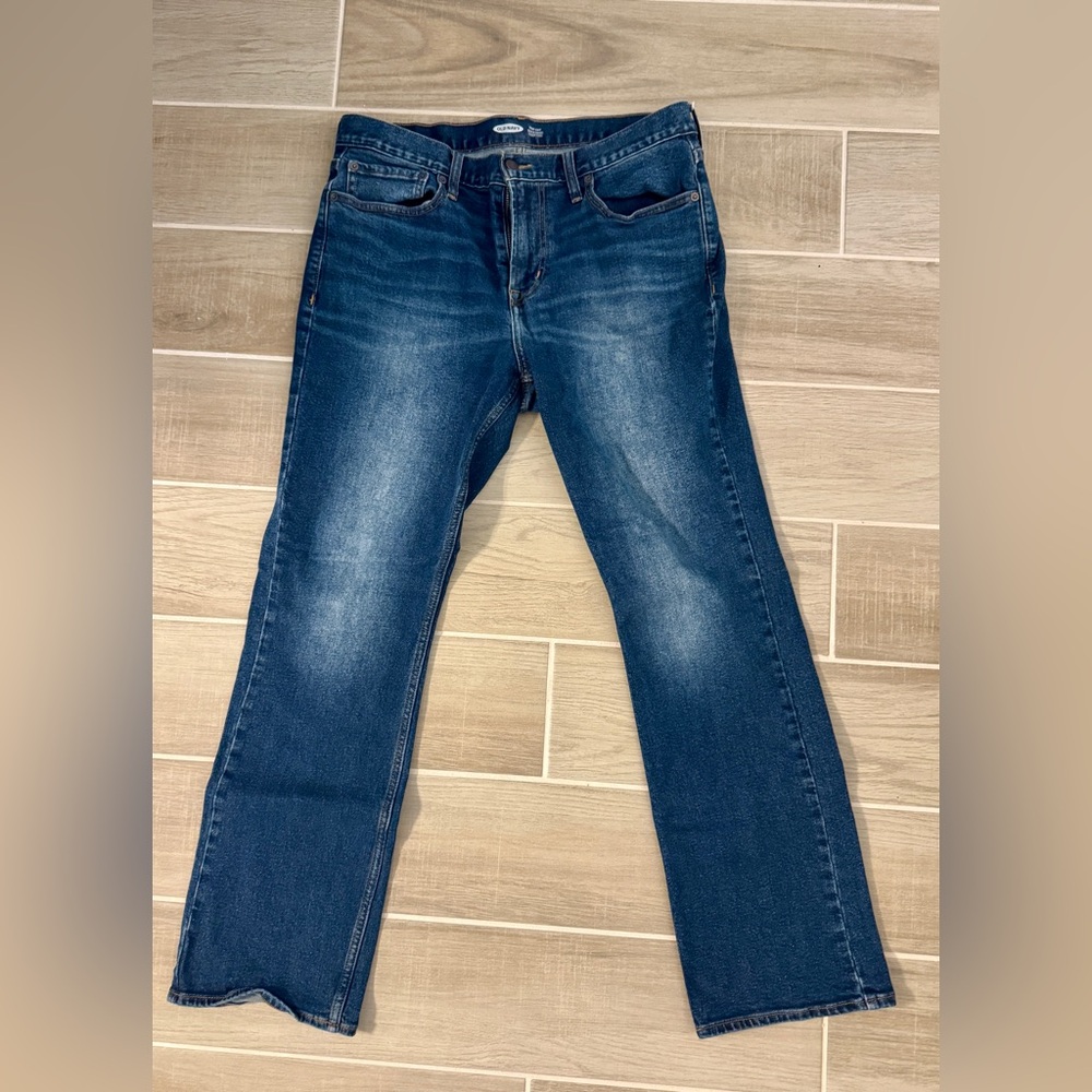 Old Navy Men's Bootcut Jeans 34x32